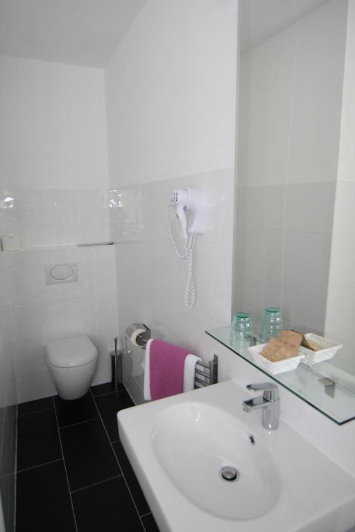 Hotel Heddernheimer Hof Frankfurt am Main Zimmer foto